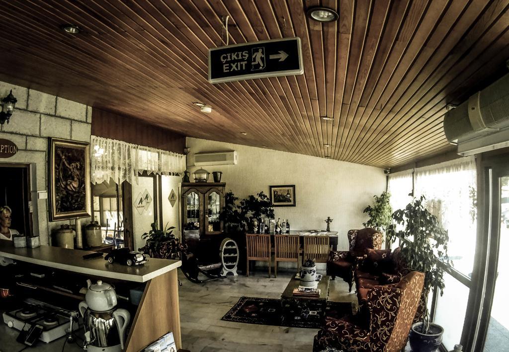 Antik Motel Алачати Екстер'єр фото