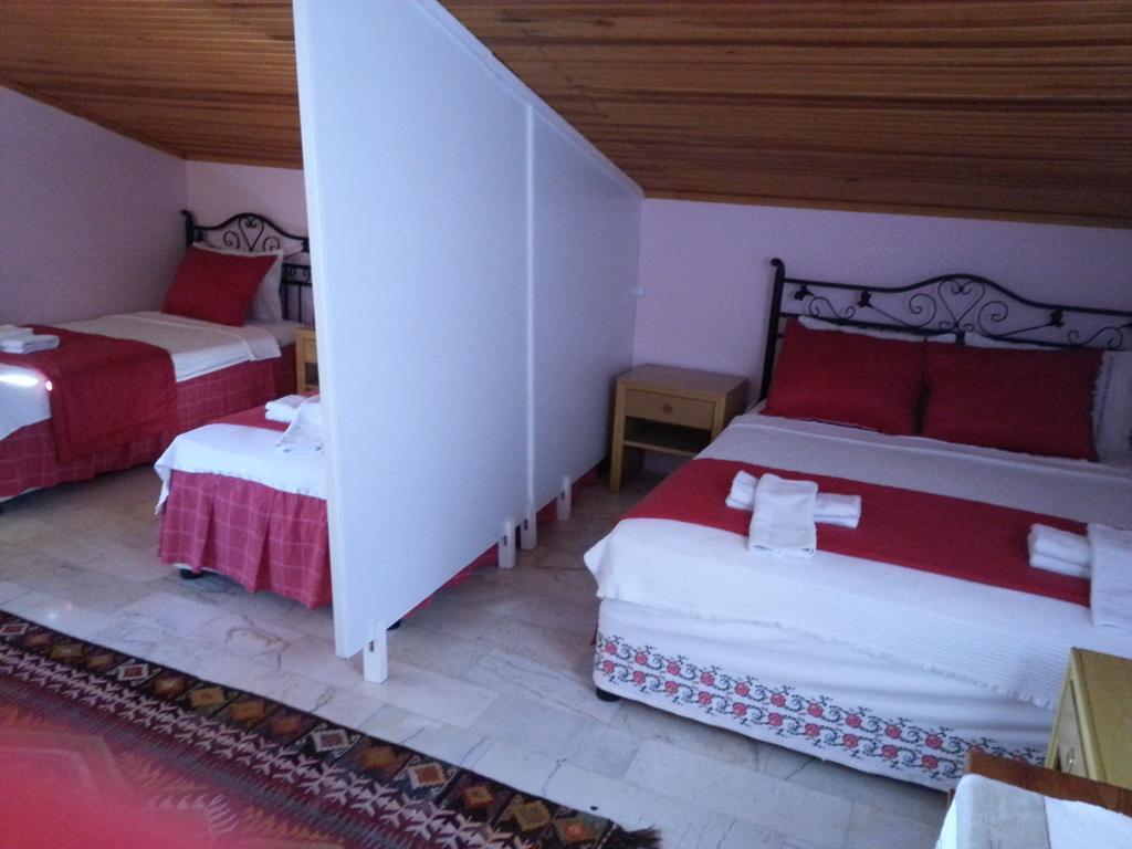 Antik Motel Алачати Екстер'єр фото