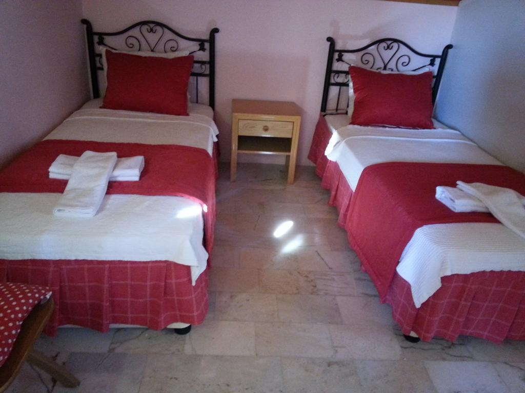 Antik Motel Алачати Екстер'єр фото