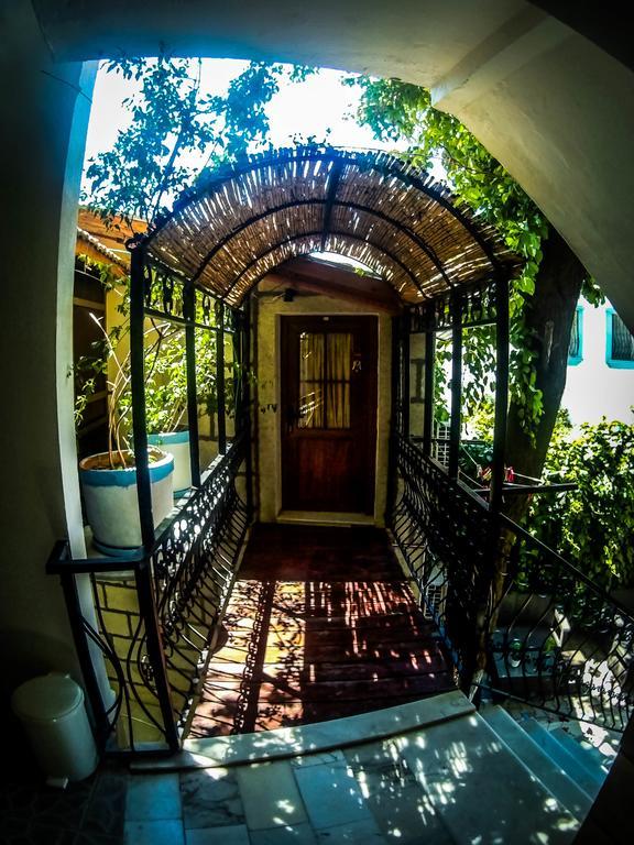 Antik Motel Алачати Екстер'єр фото