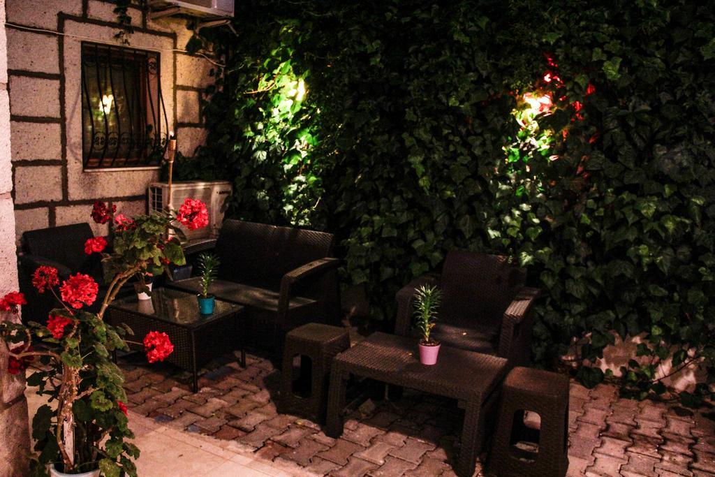 Antik Motel Алачати Екстер'єр фото